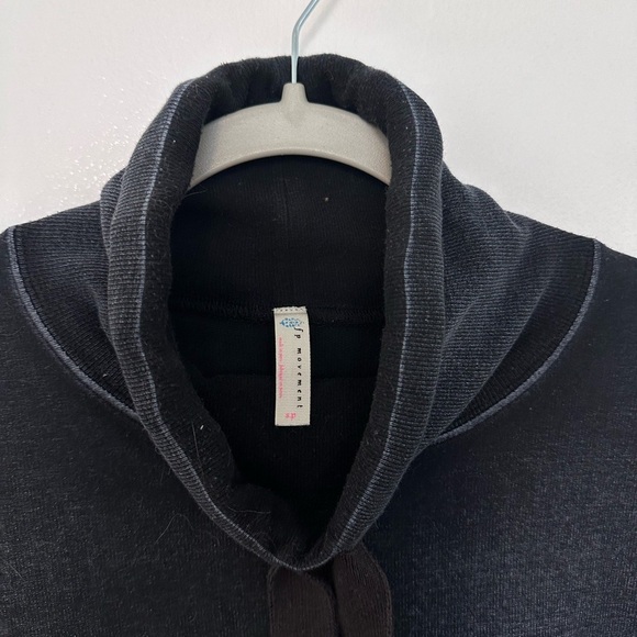 Free People Movement Navy Blue Cowl Neck Pull Over - Picture 3 of 4